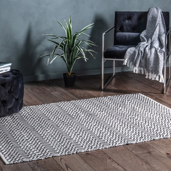 Callisto Large Bold Flat Weave Rug In Black And Cream