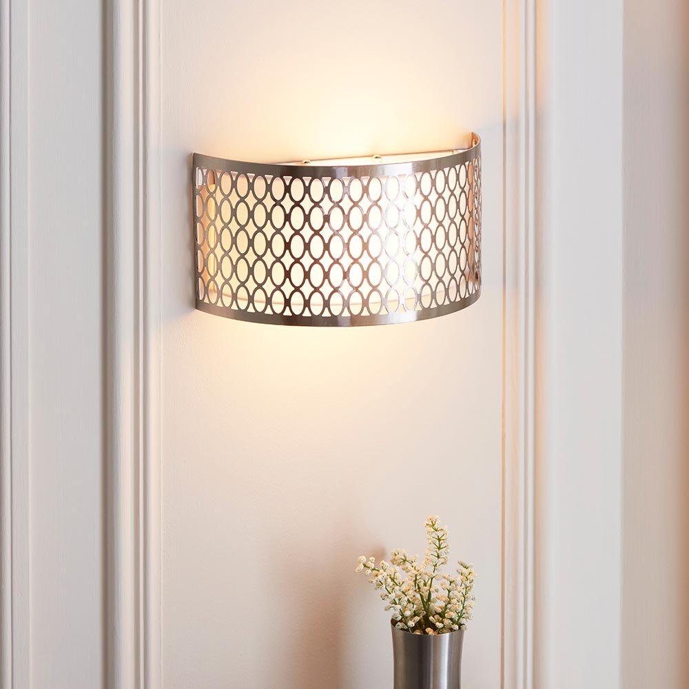 Carlisle Metal Wall Light In Satin Nickel