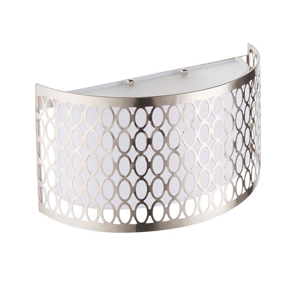Carlisle Metal Wall Light In Satin Nickel
