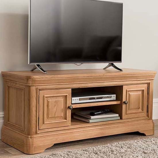 Carman Wooden TV Stand With 2 Doors In Natural