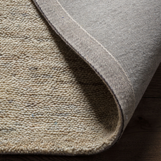 Castone Small Luxurious Handwoven Rug In Champagne_3