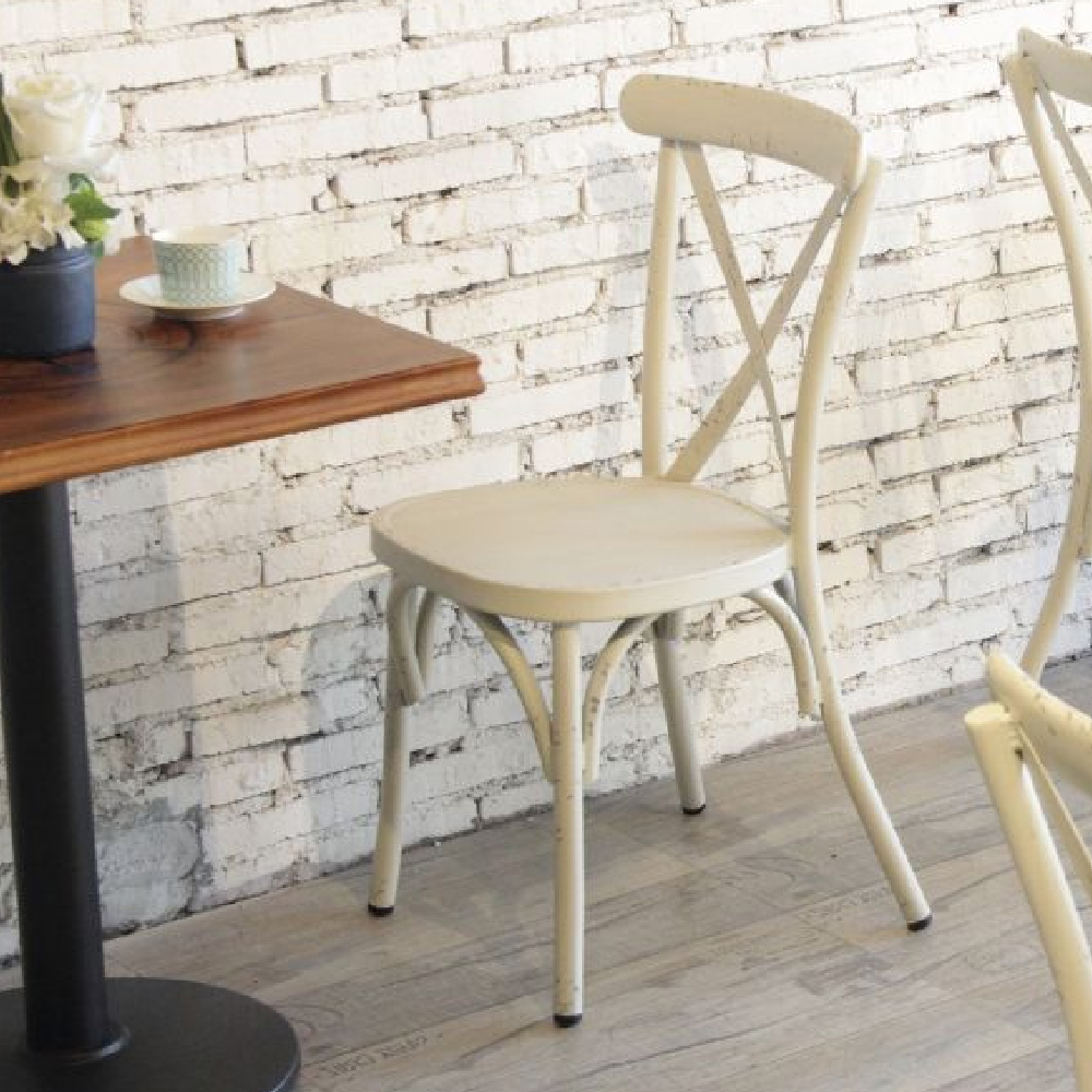 Cayuga Vintage White Aluminium Outdoor Side Chairs In Pair