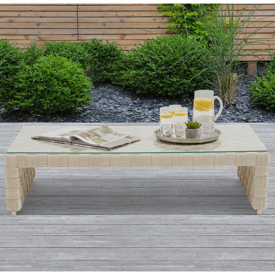 Garden tables & dining tables 2,4,6,8+ people sizes available go