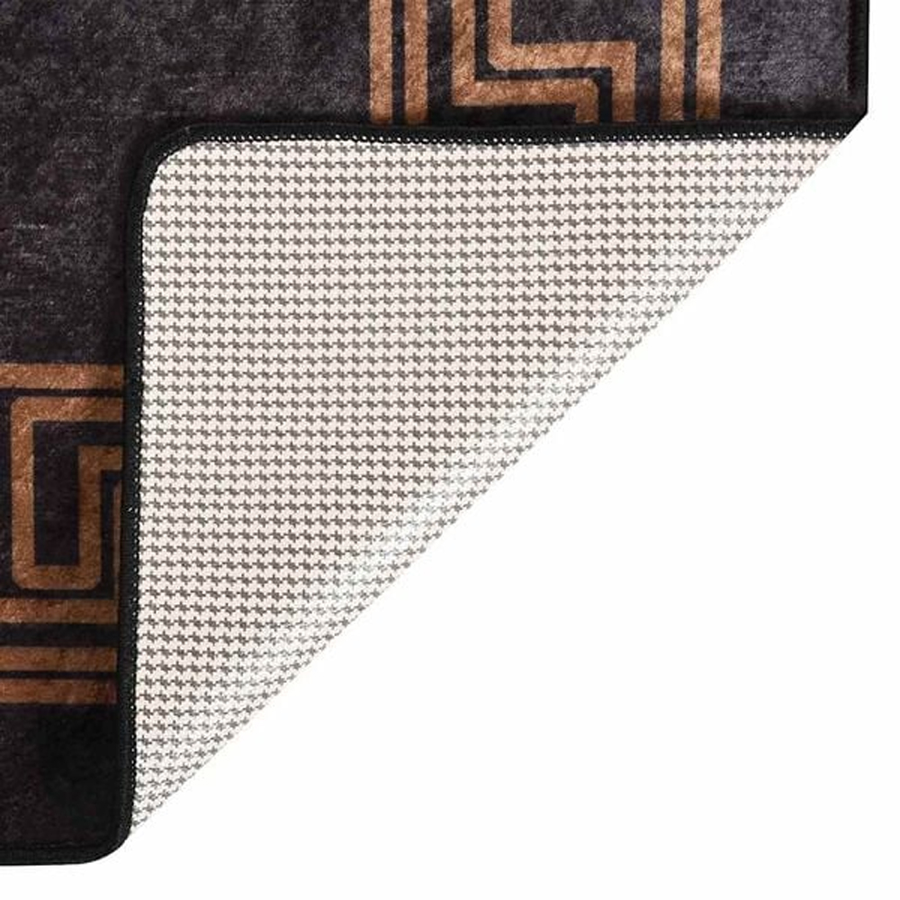 Corwin 150cm Polyester Washable Anti-Slip Rug In Black And Brown