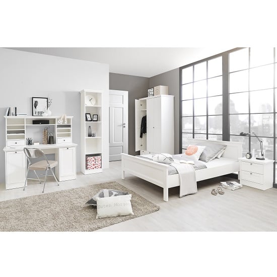 Country Wooden Bedside Cabinet In White With 2 Drawers_5