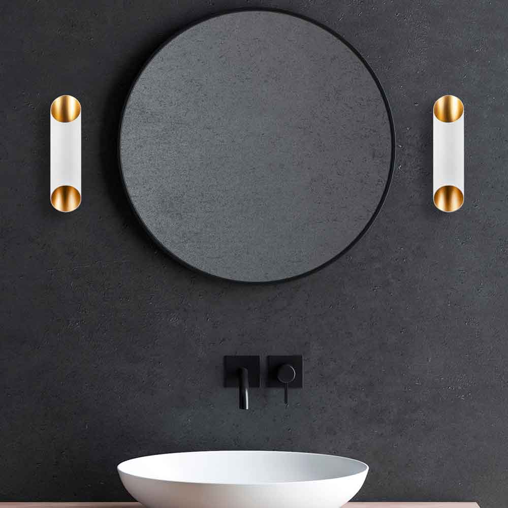 Cut Small Metal Wall Lamp in White and Gold