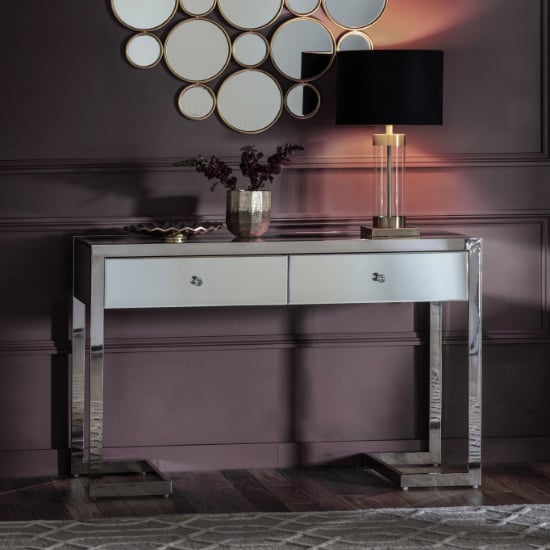 Cutlier Mirrored Console Table With Steel Legs In Silver_1
