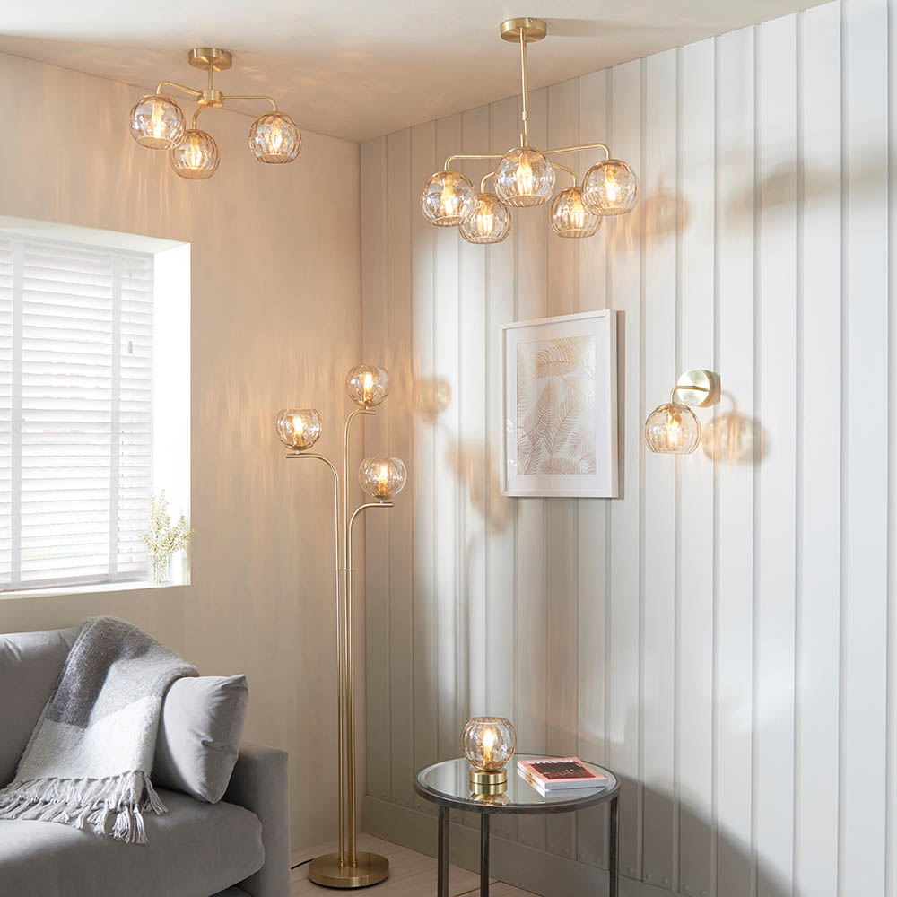Dimple Champagne Glass Shade Wall Light In Brass