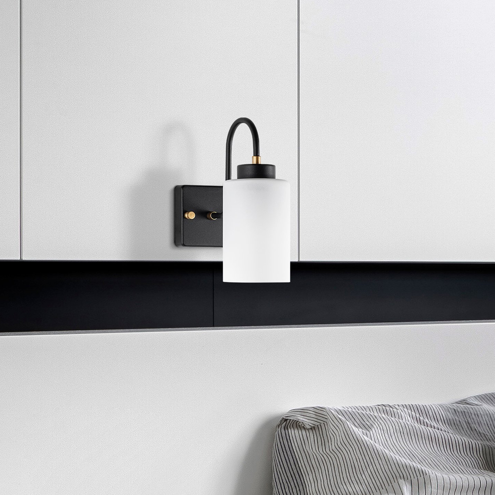 Duzsuz Metal Wall Light in White and Black