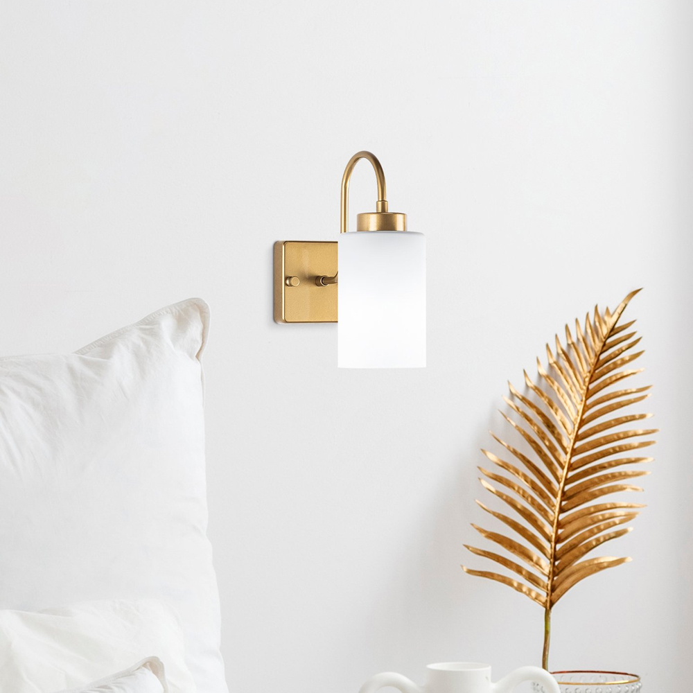 Duzsuz Metal Wall Light in White and Gold