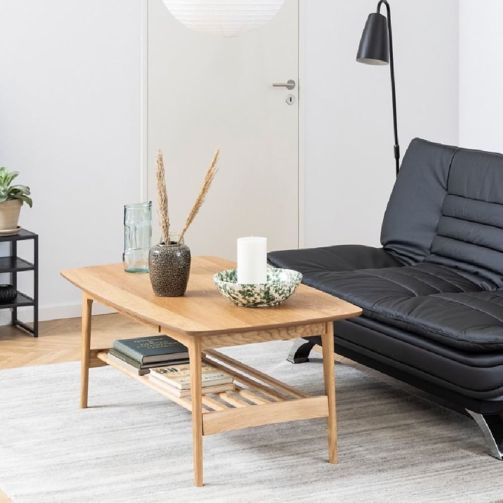 Read more about Eldon wooden coffee table with 1 shelf in oak