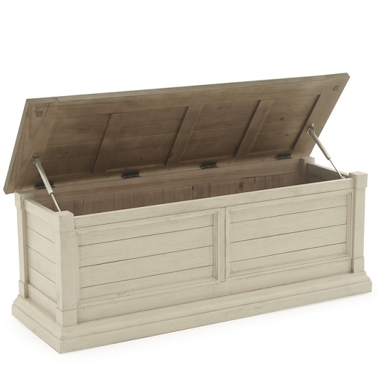 Emery Wooden Blanket Box In Antique White Furniture in Fashion