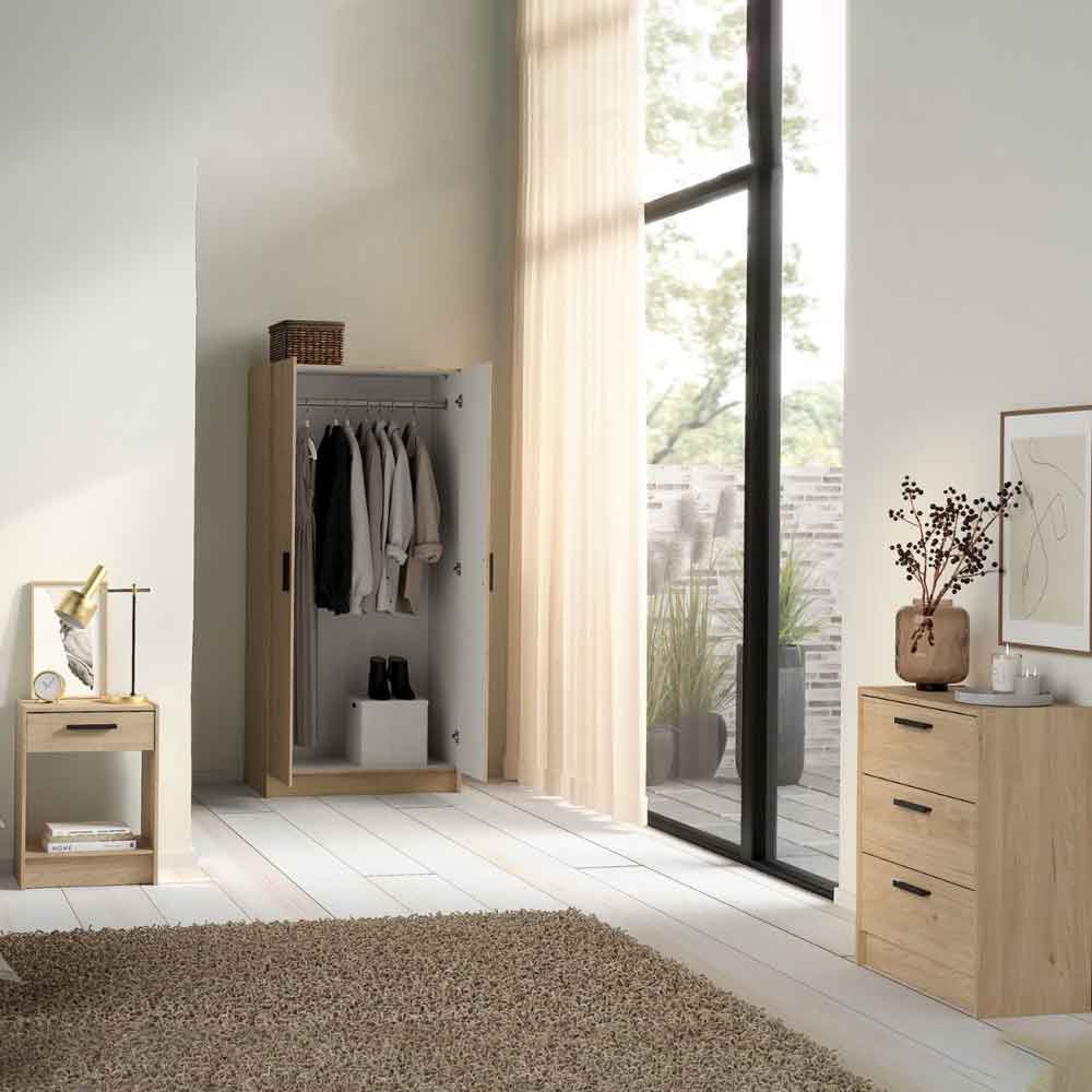 Enigma Wooden 3 Piece Bedroom Set in Jackson Hickory