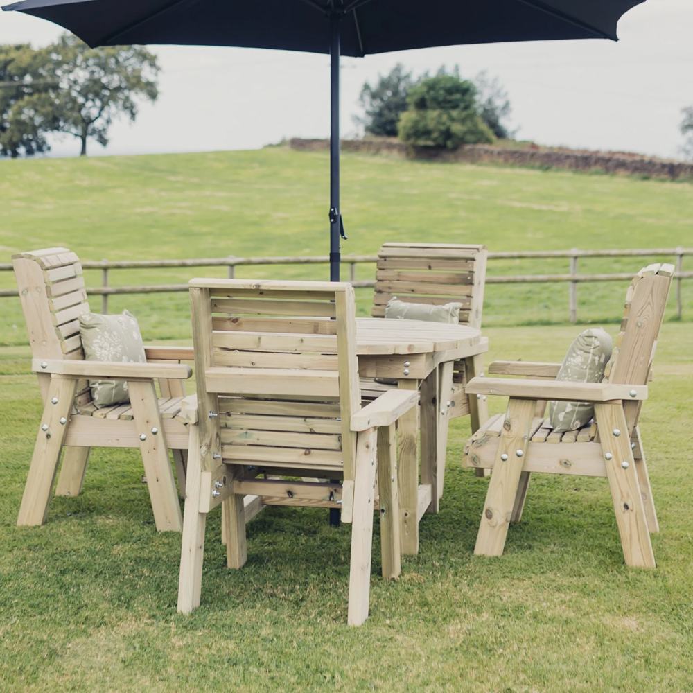 Erog Outdoor Wooden Dining Table With 4 Armchairs In Natural