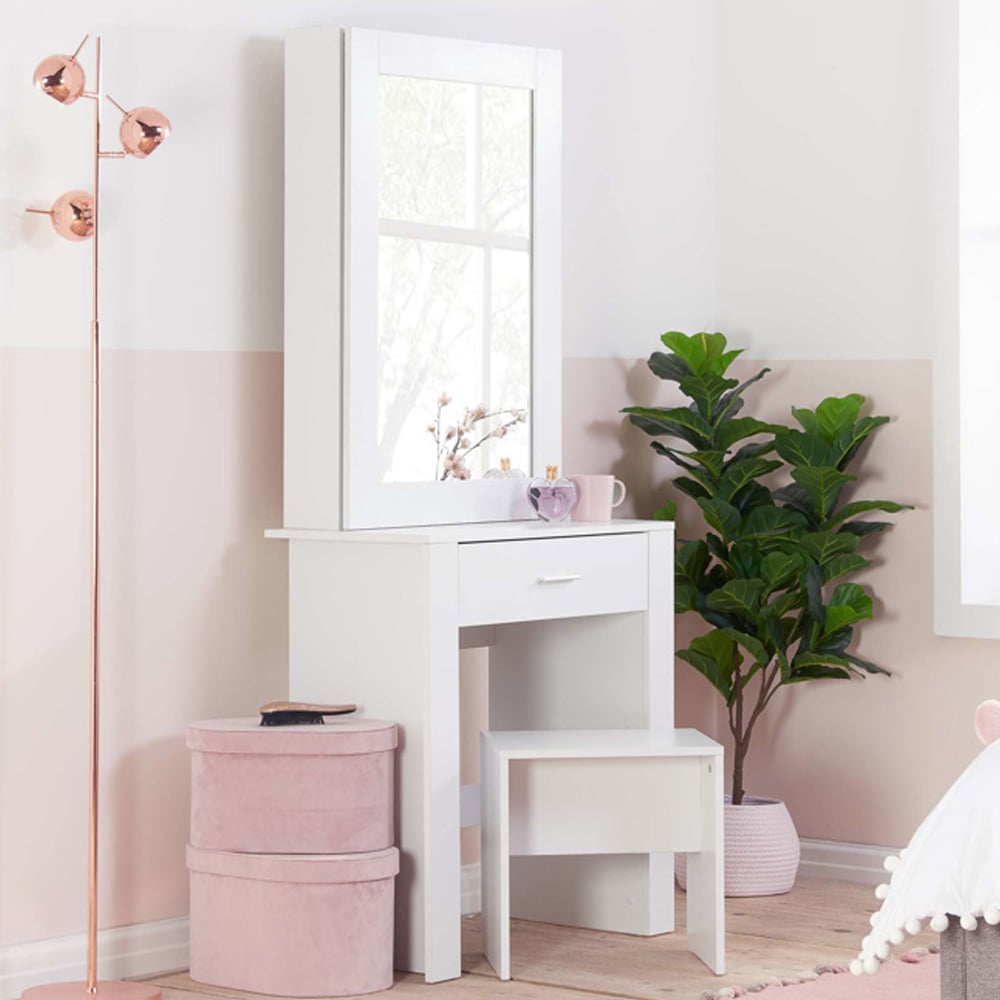 Essex Wooden Dressing Table Set In White