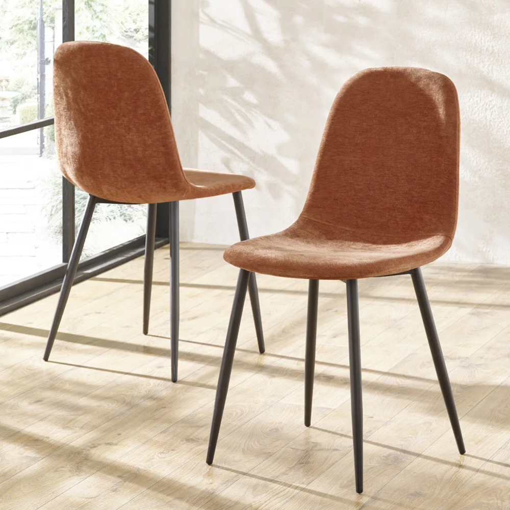 Fenlora Round Green Wooden Dining Table with 4 Keno Terracotta Fabric Chairs