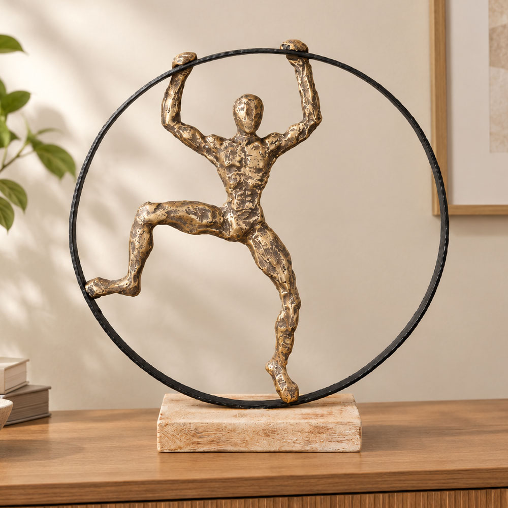 Fenvio Aluminum Round Pose Sculpture in Bronze