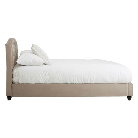 Flegetonte Velvet Double Bed In Mink