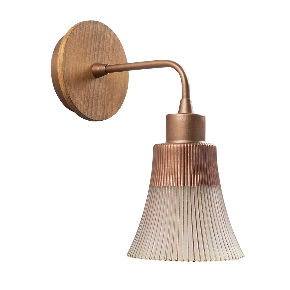 Foca Metal Wall Light in Copper