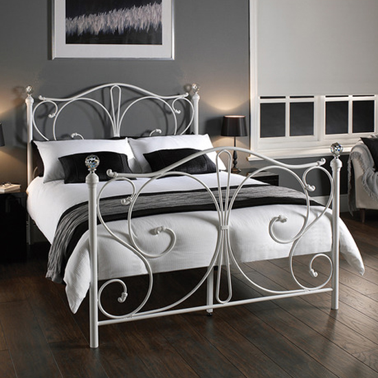 Froxfield Metal Double Bed In White