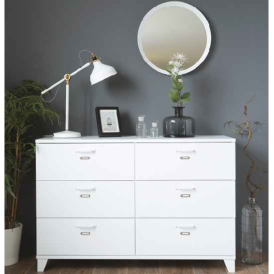 Hampstead Stylish Wooden Chest Of Drawers In White_3