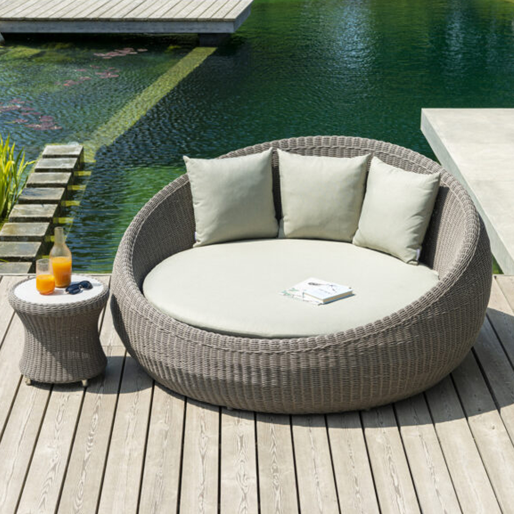 Haverhill Rattan Garden Round Daybed In Grey Dusk