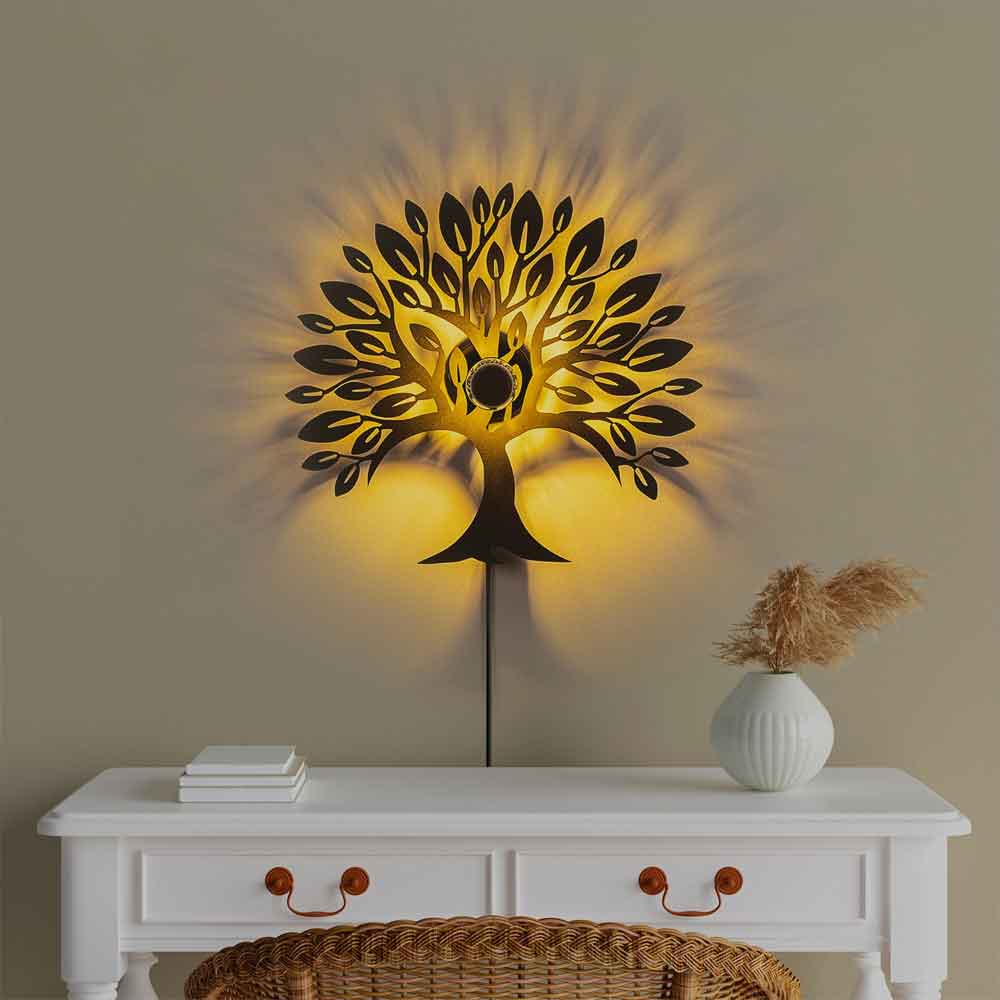 Heart Tree V2 Metal Wall Lamp in Black