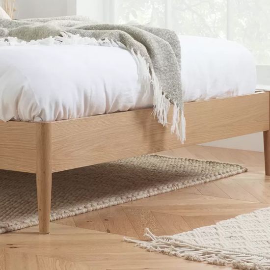 Jordan Wooden King Bed In Oak