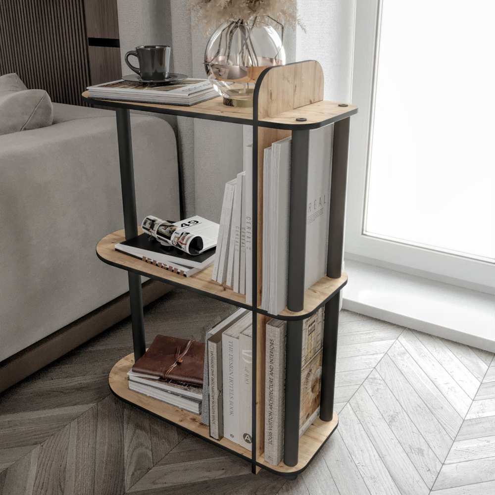 Kaiteki Wooden Side Table in Oak and Black