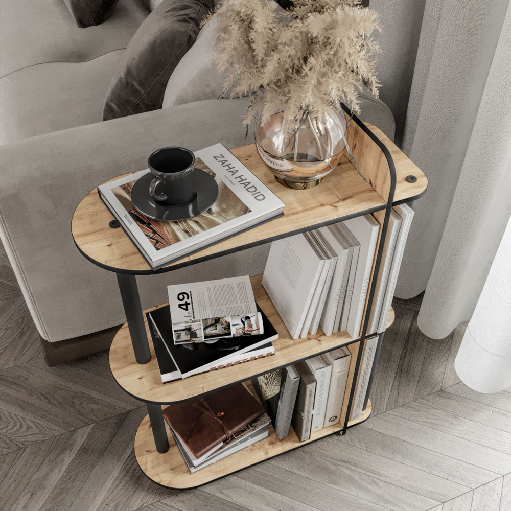 Kaiteki Wooden Side Table in Oak and Black