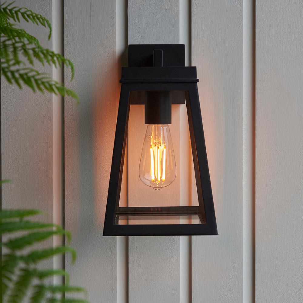 Lakeville Metal Wall Light In Matt Black