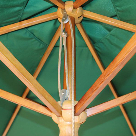 Lavi Round 2.5M Parasol With Wood Pulley In Green
