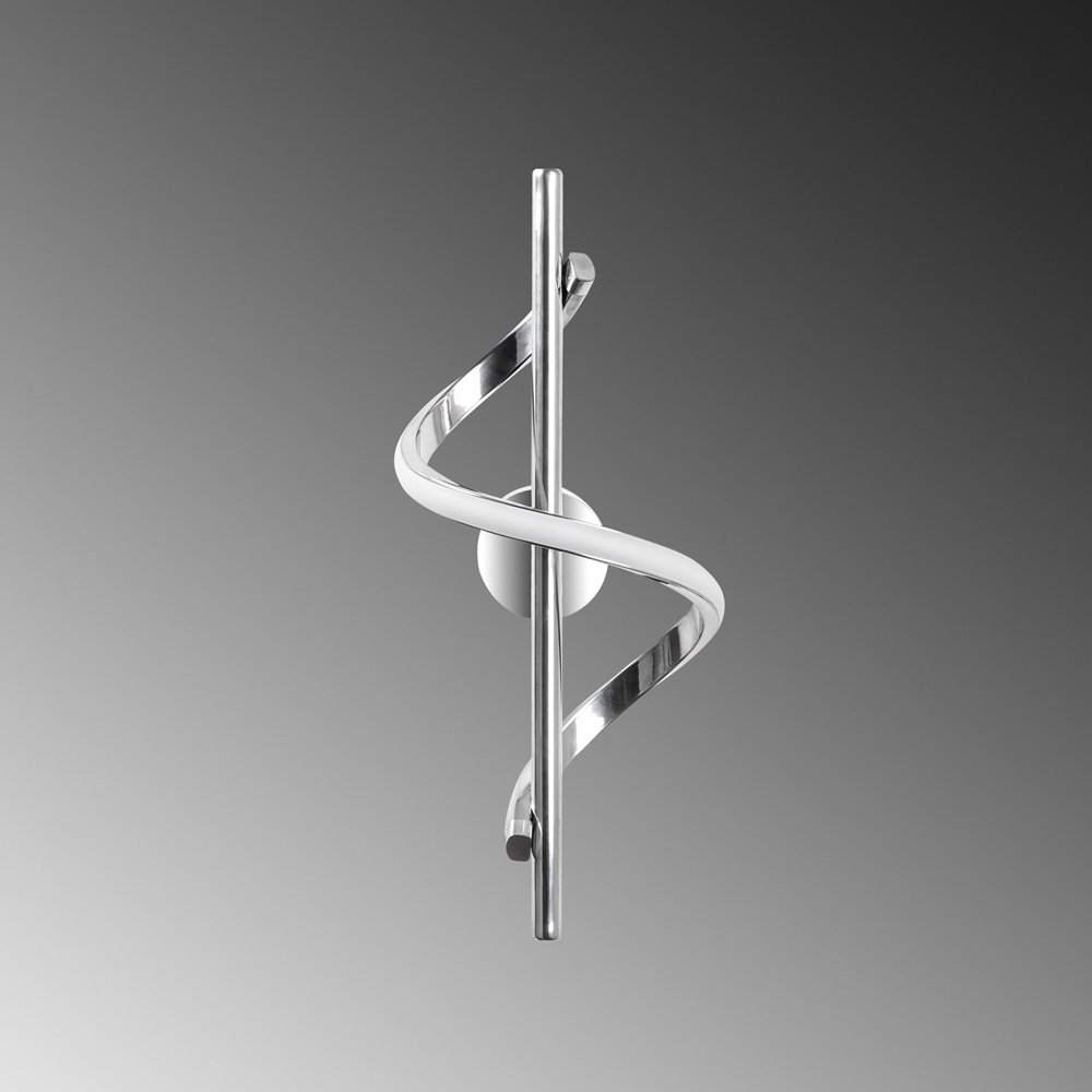 Likma Metal Wall Light in Chrome