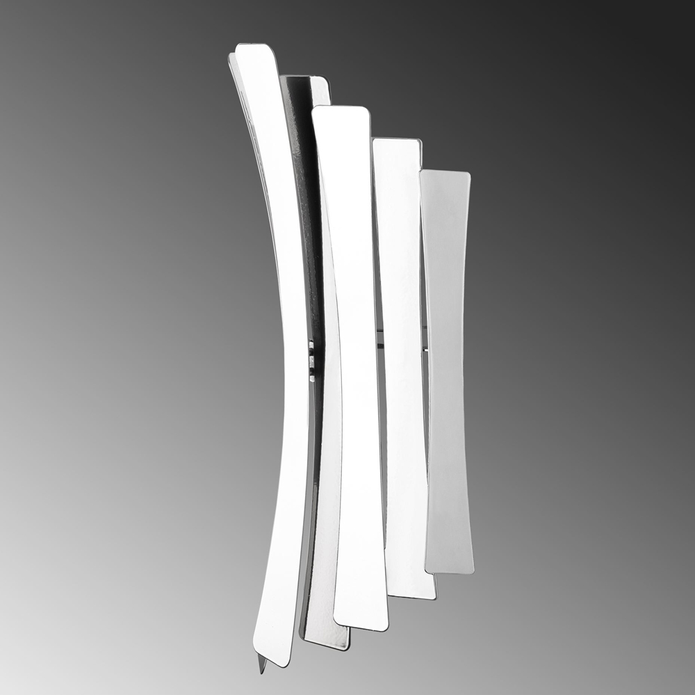 Linea Metal Wall Light in Silver
