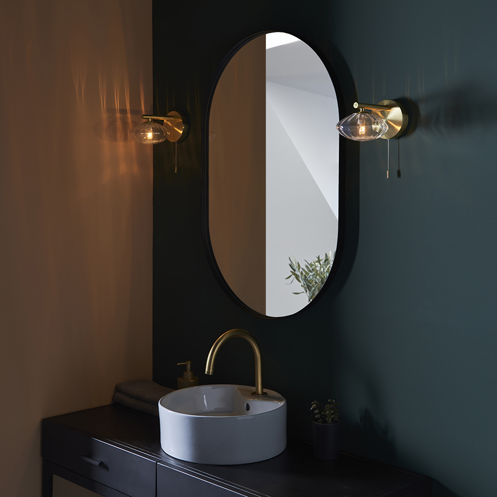Linear Clear Ribbed Glass Shade Bathroom Wall Light In Brass