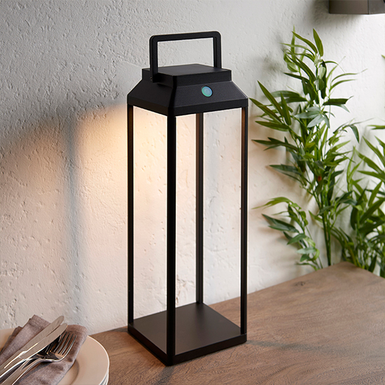Linterna LED Large Outdoor Table Lamp In Textured Black_2