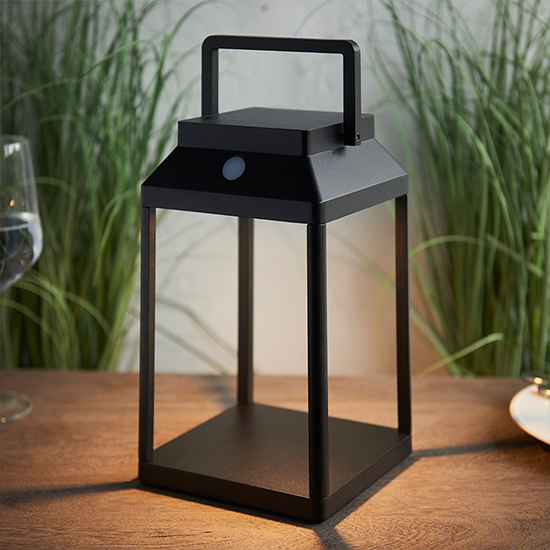 Linterna LED Small Outdoor Table Lamp In Textured Black