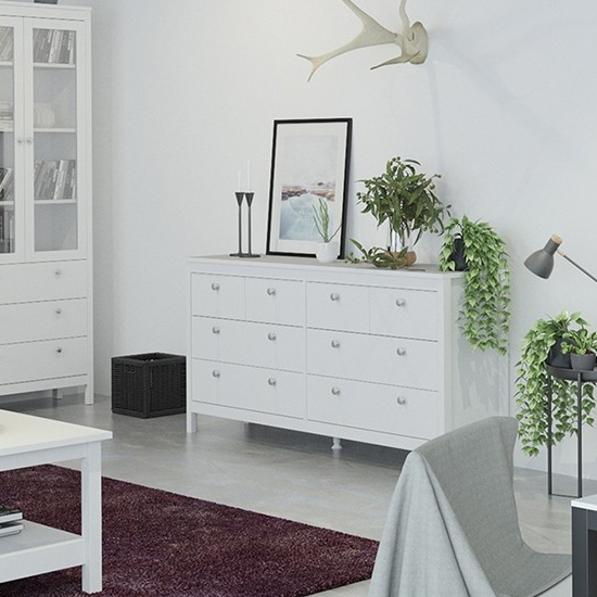 Macron Wooden Chest Of 8 Drawers In White