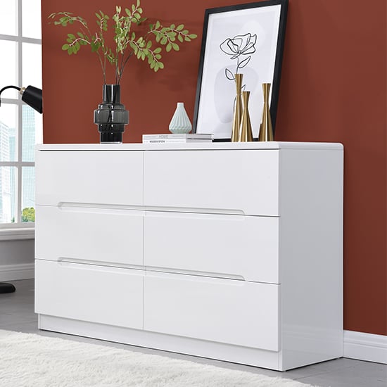 Product photograph of Manhattan Wide High Gloss Chest Of 6 Drawers In White from Furniture in Fashion