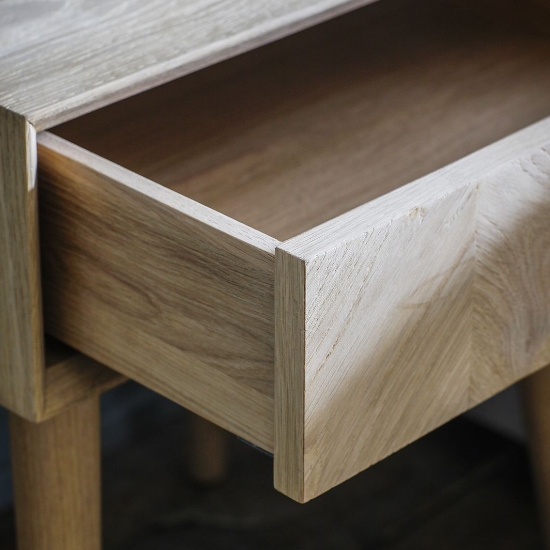 Melino Wooden Side Table With 1 Drawer In Mat Lacquer_3