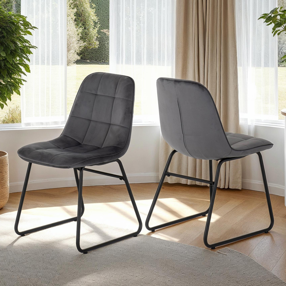 Mirano Clear Glass Top Dining Table With 4 Lyster Grey Chairs