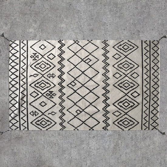Montez Rectangular Fabric Rug In Black And White_1