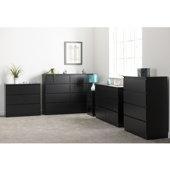 Mcgowan Wooden Chest Of Drawers In Black With 6 Drawers