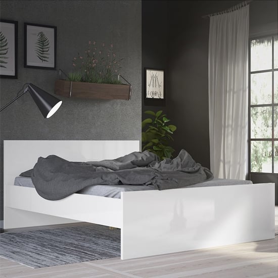 Nakou High Gloss Double Bed In White_1