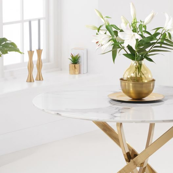 Neutral Round Dining Table With Gold Leg In White Marble Effect_3