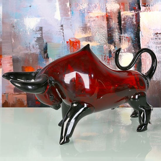 Newark Glass Bull Sculpture In Dark Red And Black