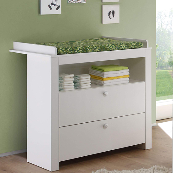 Oley Baby Room Wooden Furniture Set 4 In White_3