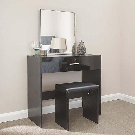 Dressing Tables With Drawers