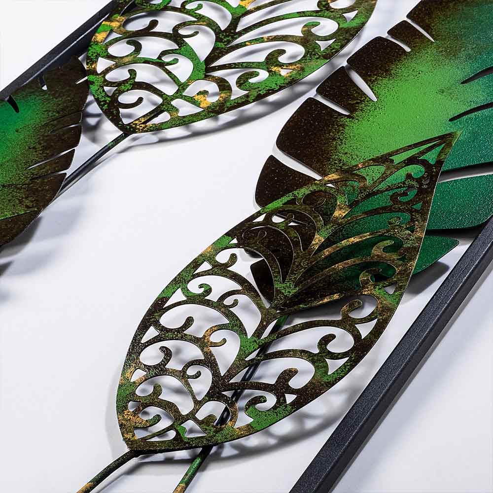 Parklane Metal Argent Leaf Wall Art in Green and Black