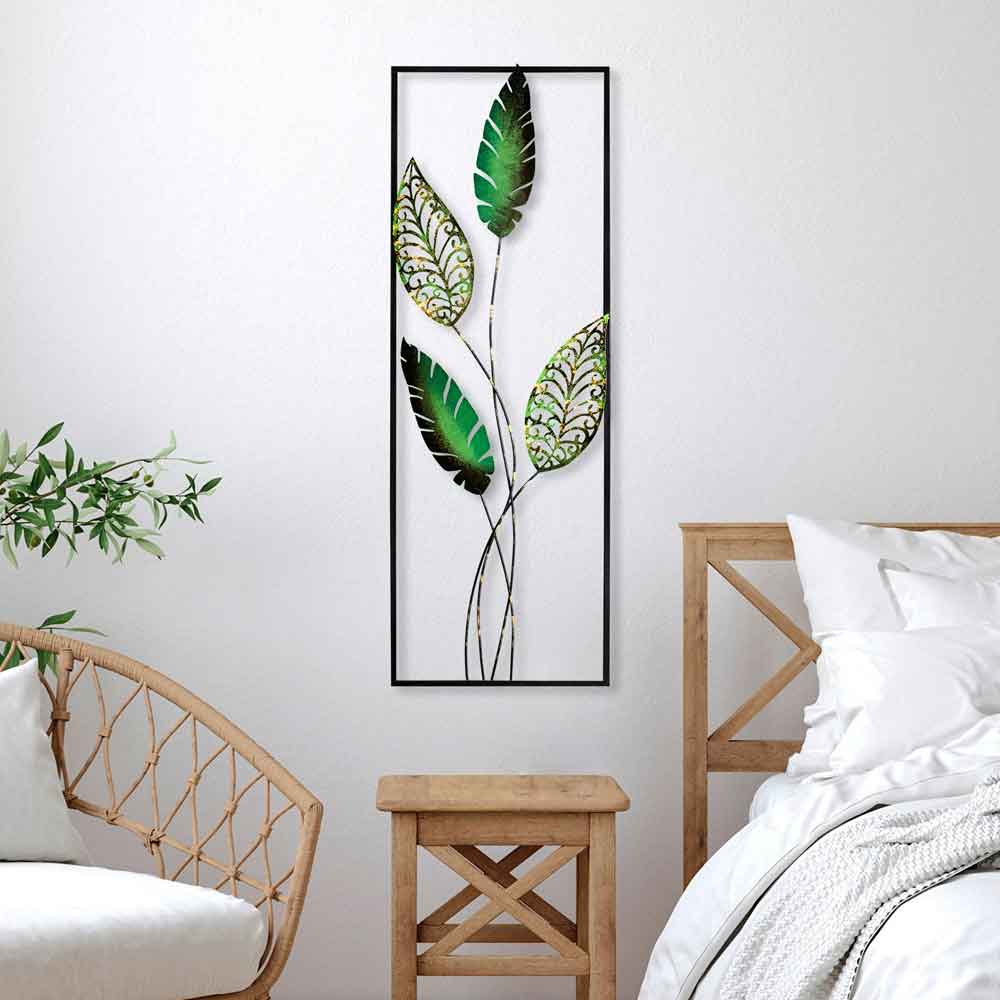 Parklane Metal Aurelian Leaf Wall Art in Gold and Green